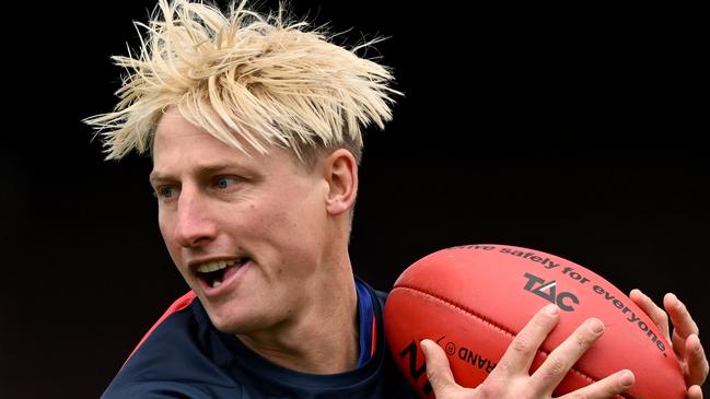 MELBOURNE, AUSTRALIA - JULY 17: Eli Templeton of the Borough warms up ahead of the round 16 VFL match between Port Melbourne and Collingwood at ETU Stadium on July 17, 2022 in Melbourne, Australia. (Photo by Morgan Hancock/AFL Photos/via Getty Images)