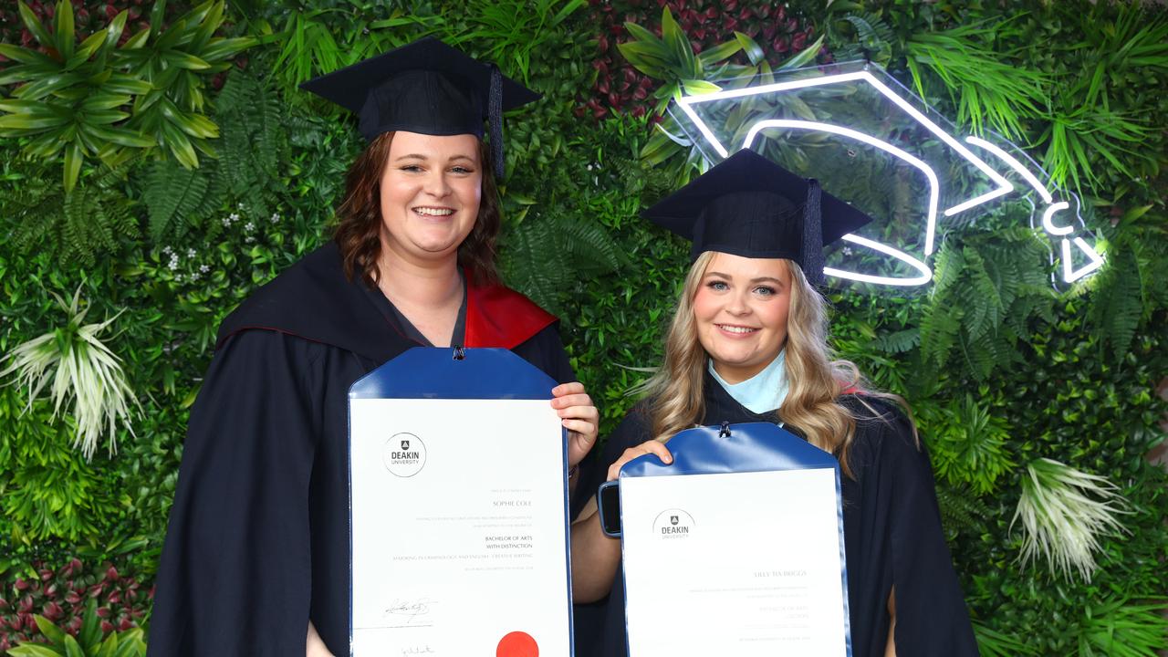 Deakin graduates Sophie Cole and Lilly Briggs. Picture: Alison Wynd