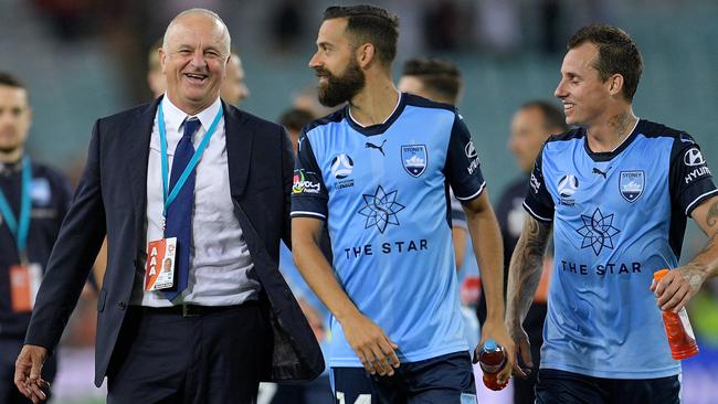 Graham Arnold, coach of Sydney FC and Alex Brosque.