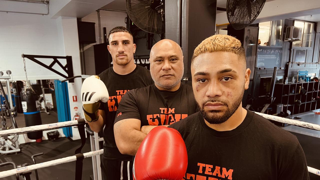 Justis Huni (left), father and trainer Rocki (middle) and cousin Hone Huni set to launch his pro career Picture Supplied
