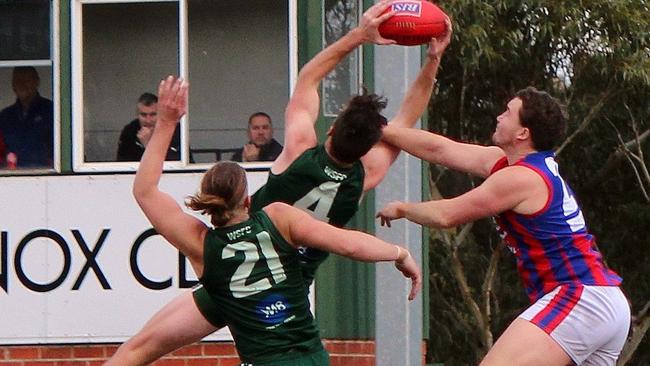 David Lang swoops in against Upper Gully. Picture: Wantirna South FC