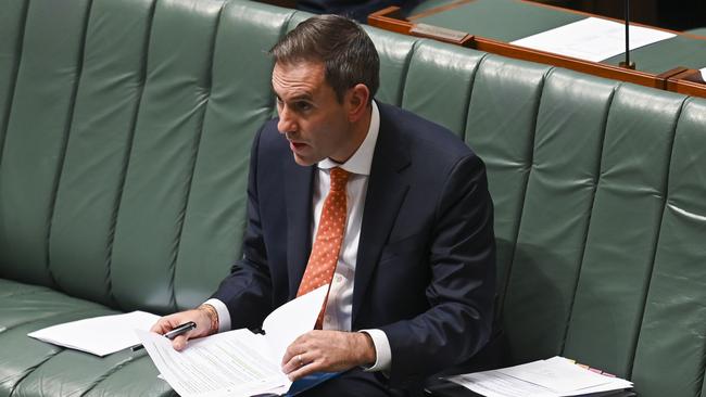 Treasurer Jim Chalmers handed down his budget on Tuesday night, including an increase in the Jobseeker payment which equates to an extra $40 per fortnight. Picture: NCA NewsWire / Martin Ollman