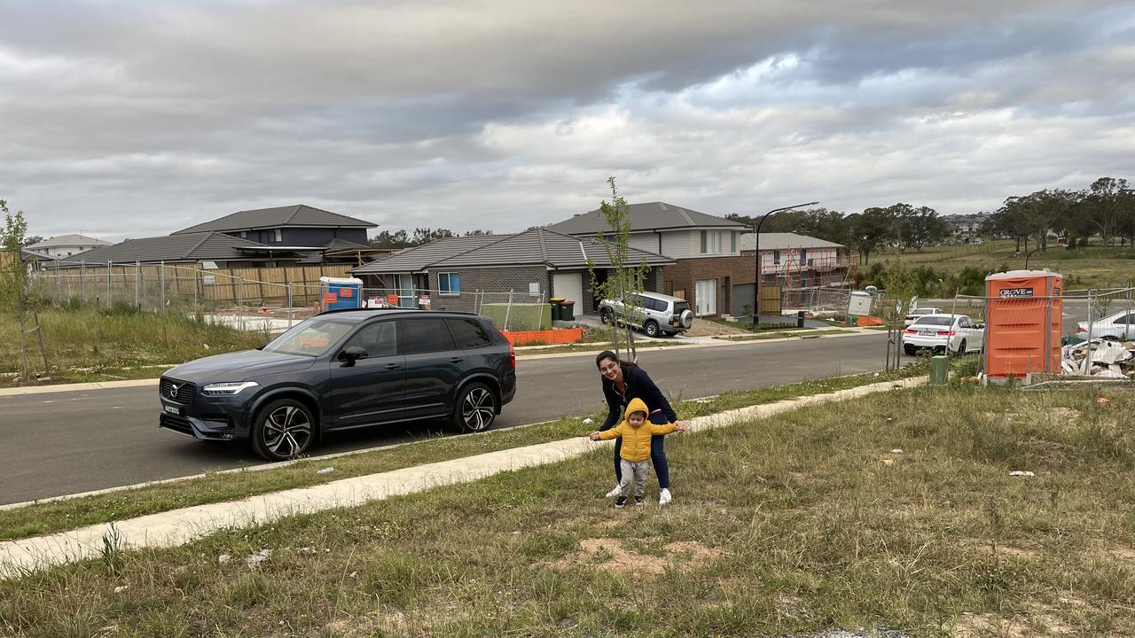 Saif and Hanniya Nabi and their two-year-old son signed a contract with Willoughby Homes at the beginning of last year.