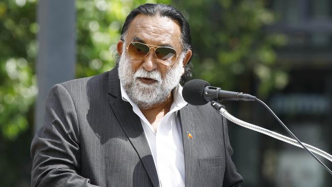 Les Malezer speaks outside the Brisbane Supreme Court. Picture: NCA NewsWire/Tertius Pickard