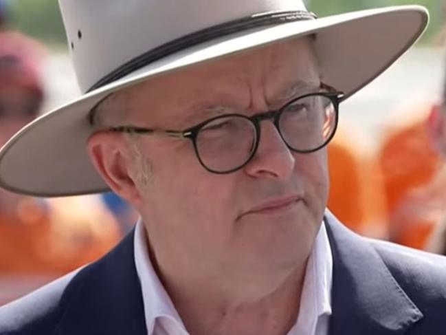 The Prime Minister, Anthony Albanese, is in Rockhampton today with Minister Catherine King, Senator Nita Green and Labor's Candidate for Capricornia, Emily Mawson. Picture: ABC