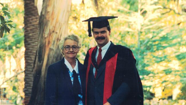 Keith with his mother Betty at his graduation from University of Western Australia in the 1980s.