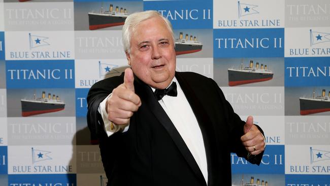 Clive Palmer favoured to buy Noosa nudist resort