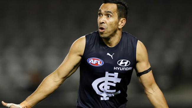 Eddie Betts of the Blues in action.