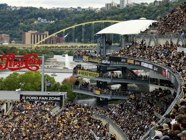 PITTSBURGH, PENNSYLVANIA - OCTOBER 02: A general view during the game between the New York Jets and the Pittsburgh Steelers at Acrisure Stadium on October 02, 2022 in Pittsburgh, Pennsylvania.   Justin K. Aller/Getty Images/AFP