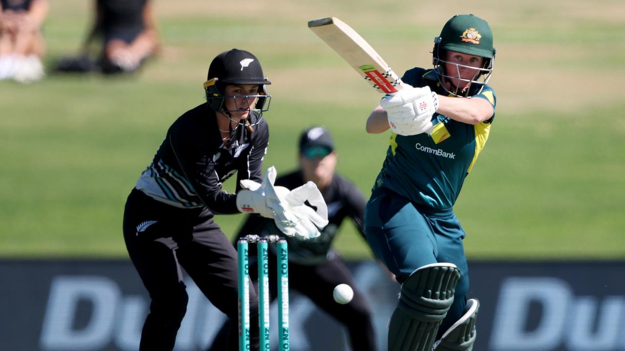 Australia Women vs New Zealand Second T20: Scorecard, Results, and Beth Mooney’s Game-Changing Impact