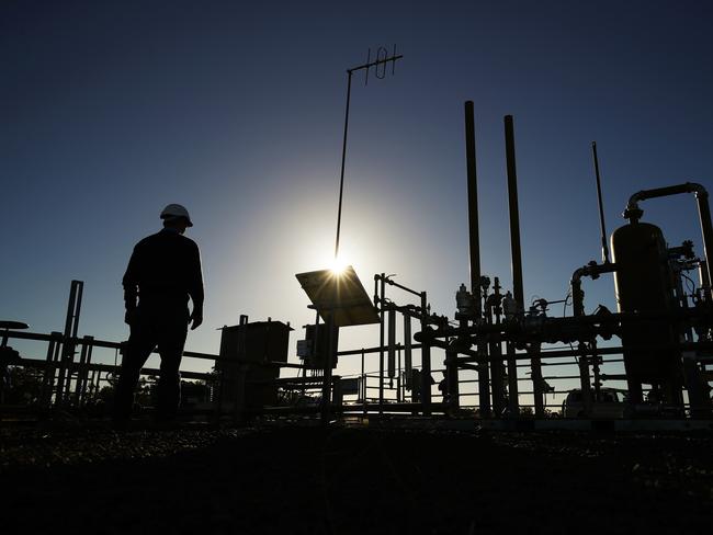 A Santos Ltd. pilot well operates on a farm property in Narrabri, Australia. Picture: Brendon Thorne