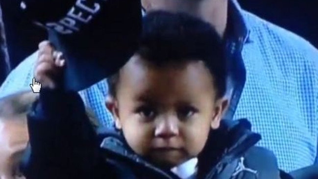 Derek Jeter's nephew tips his cap to the captain 