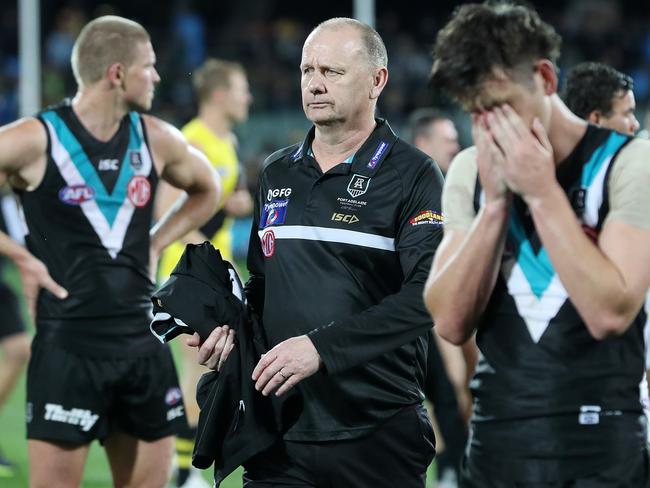 AFL - Friday, 16th October, 2020 - Preliminary Final - Port Adelaide v Richmond at the Adelaide Oval. Port Adelaide coach Ken Hinkley with his players after the loss Picture: Sarah Reed