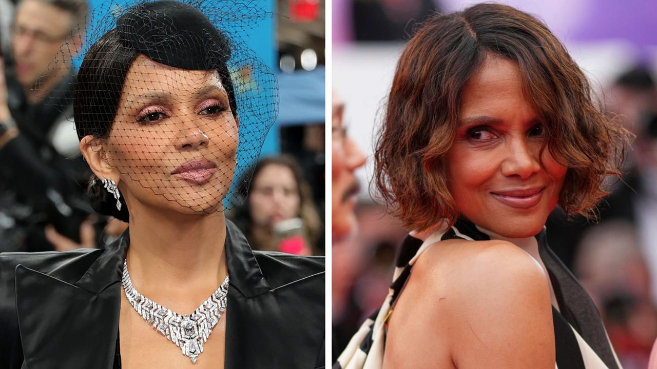 Star forced to change dress amid new rule