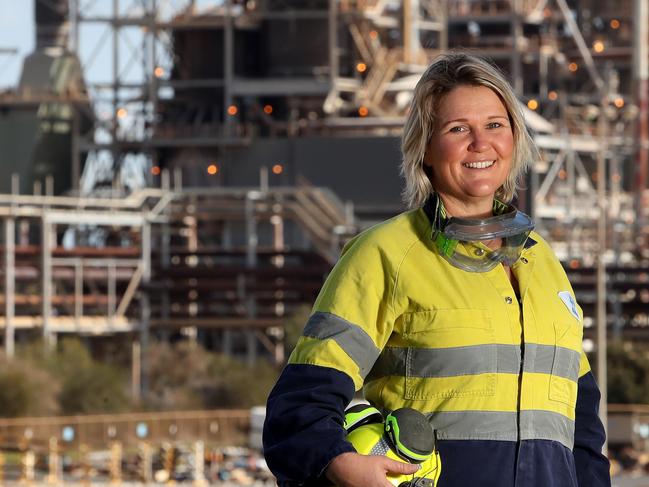 20/8/2020Rebecca Hudson who works for Alcoa, standing in front of Wagerup Refinery, Wagerup.Pic Colin Murty The Australian