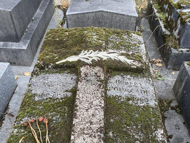 Marie-Madeleine's overgrown grave site, photographed by the author.