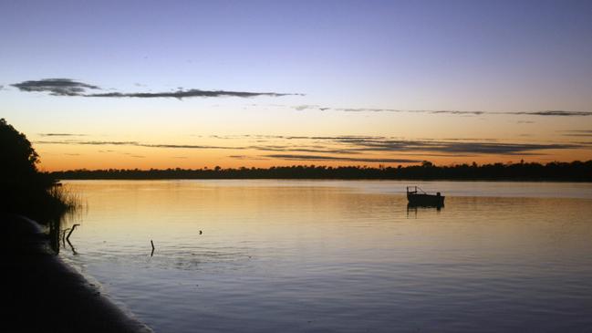 Sunset at King Ash Bay, Macarthur River near the fishing clubhouse. Picture: Supplied (Ian Gelling)