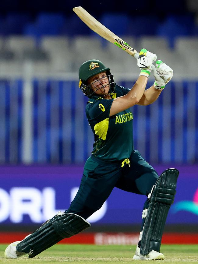 Alyssa Healy scored 26 from 20 at the top of the order. (Photo by Francois Nel/Getty Images)