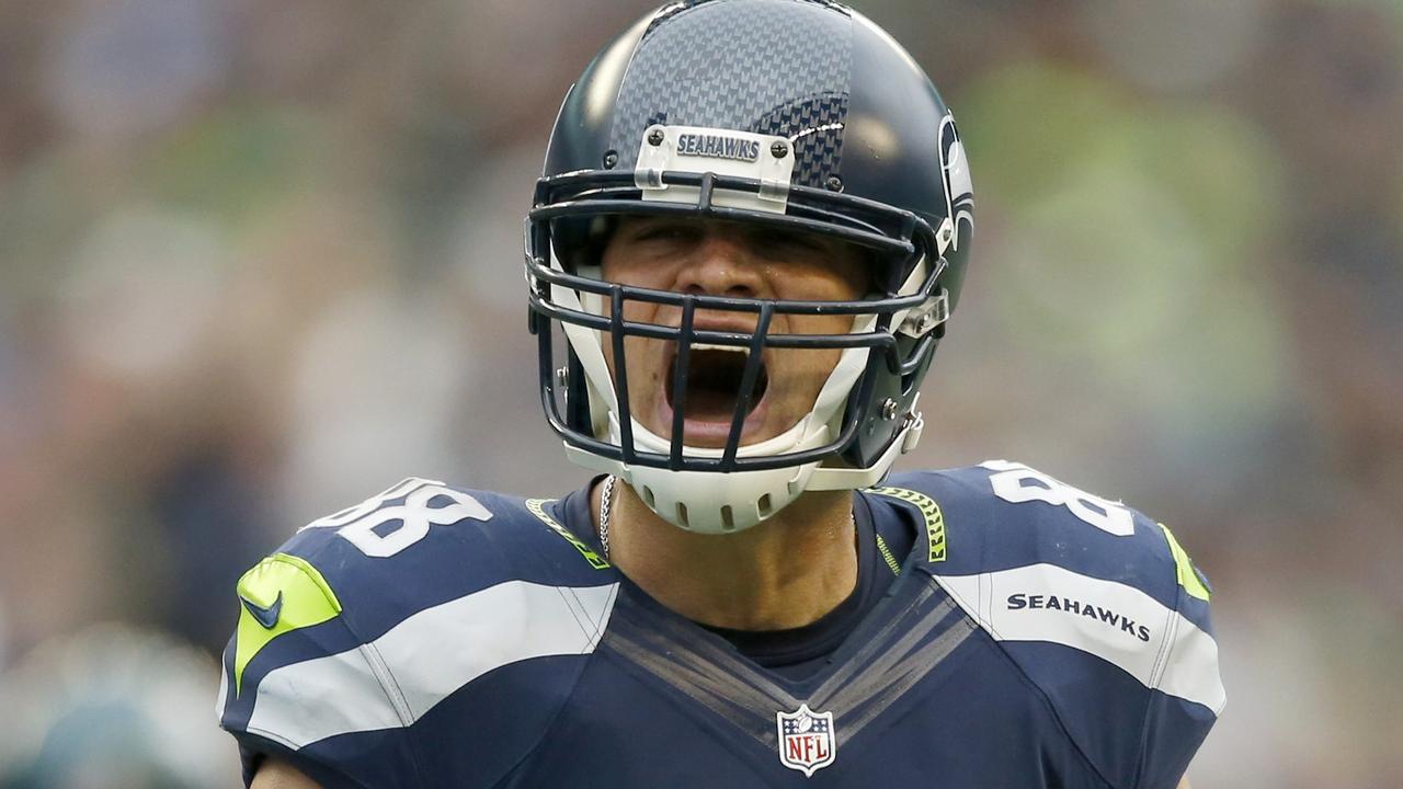 NFL tight end Jimmy Graham hospitalized after 'medical episode,' being  stopped by police