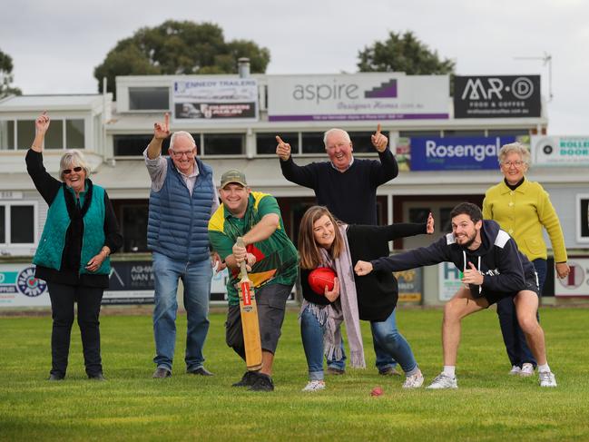 A new cool room will be built at the Lindenow sports arena near Bairnsdale. Jenni Toleman, Geoff Enever, John Whitbourne, Margaret Hicks, Jim Johnston, Wayne Sharp, Joanne Woodward and Jeremy Woodward celebrate the good news. Picture: Alex Coppel.