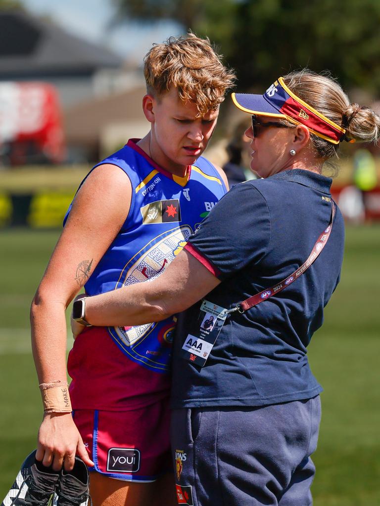 Dakota Davidson at three quarter time. Picture: Dylan Burns/AFL Photos via Getty Images.