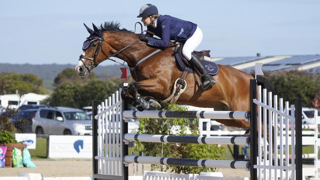 Gemma Creighton and her horse It's Silkbridge. Picture: Valeriu Campan