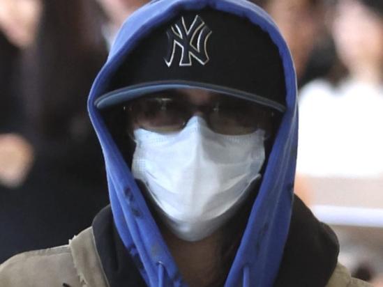 ONE TIME WEB USE FOR NEWS.COM.AU ONLY - FEES APPLY -  Guess Who! American Global Music superstar makes an incognito arrival in Australia ahead of their Australian tourBillie Eilish covered up in a hoodie, baseball cap, mask and sunglasses as she made her way through Melbourne airport .EXCLUSIVE17 February 2025ÃÂ©MEDIA-MODE.COM