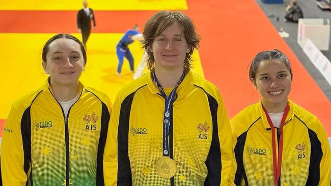 Alannah Joyce (centre) at the Oceania Games in Perth where she took out gold in her class. Picture: Judo NT Facebook.