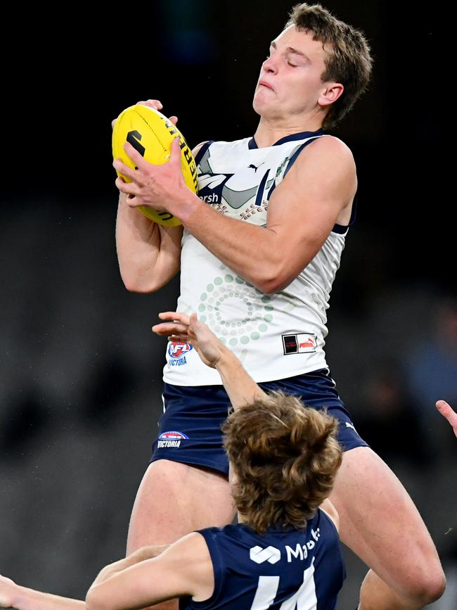 Sam Lalor of Victoria Country marks during the 2024 Marsh AFL Championships U18 Boys match between Victoria Metro and Victoria Country. (Photo by Josh Chadwick/AFL Photos)