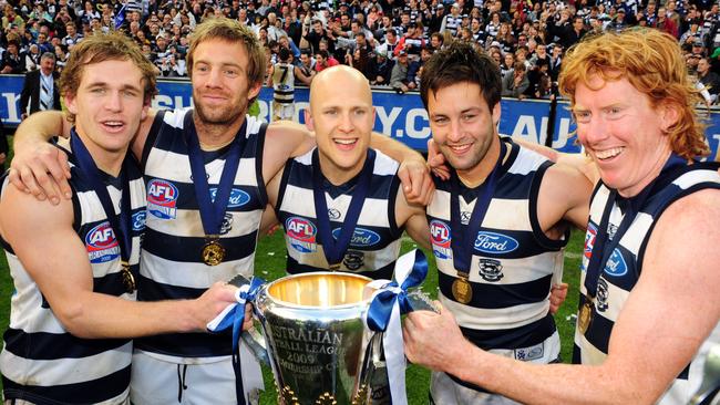 Joel Selwood, Joel Corey, Gary Ablett Jr, Jimmy Bartel and Cameron Ling with the premiership cup in 2009.