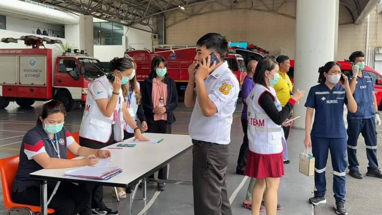 Airport staff and emergency services are seen preparing for the arrival of the Singapore Airlines flight in Bangkok, Thailand. Picture: Twitter