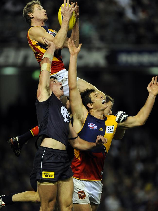 Crow Brett Burton took this massive grab at Etihad Stadium in 2009.