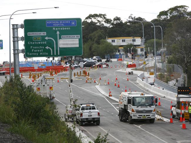 Frenchs Forest roadworks in June. AAP IMAGE/ Tim Pascoe