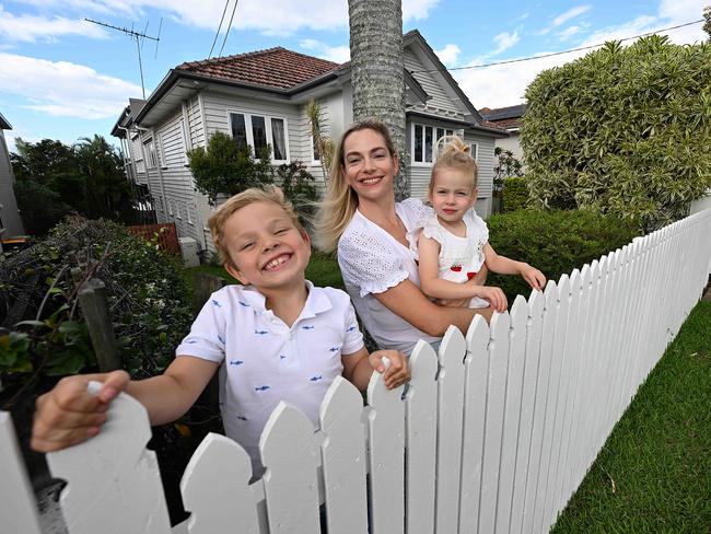 3/1/2024: Anna Hilton with her children Pippi 3 and George 6 (no last names for children wanted please) at a house they are inspecting for sale in Camp Hill,  Brisbane. Anna is in the market for a new home in 2024 and is hoping less volatile conditions and lesser price rises will work in her favour. pic: Lyndon Mechielsen/The Australian