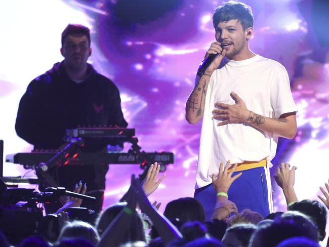 Louis Tomlinson.