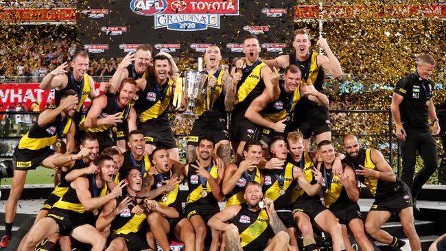 The Tigers pose for their team photo during the 2020 AFL Grand Final