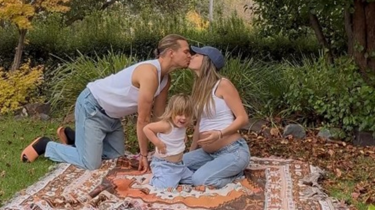 Radio host Woody Whitelaw shared a photo of his wife Mimi Gibbs and daughter Remi, alongside the announcement. Picture: Supplied.