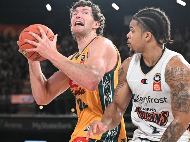 HOBART, AUSTRALIA - DECEMBER 05: Will Magnay  of the Jackjumpers drives to the basket during the round 11 NBL match between Tasmania Jackjumpers and Cairns Taipans at MyState Bank Arena, on December 05, 2024, in Hobart, Australia. (Photo by Steve Bell/Getty Images)