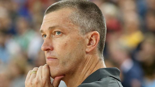 Boomers coach Andrej Lemanis welcomes the pressure to win gold at the Commonwealth Games.