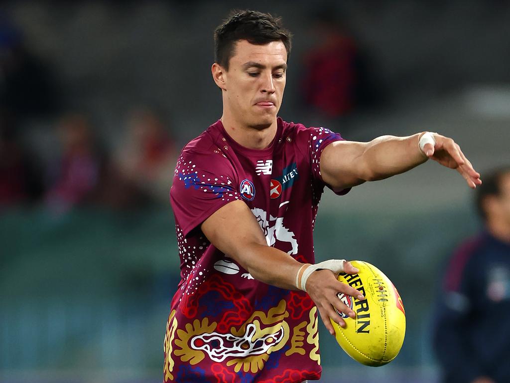 Hugh McCluggage of the Lions warms up. (Photo by Quinn Rooney/Getty Images)