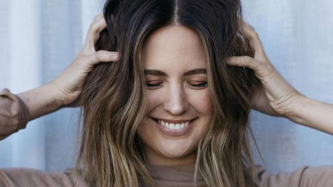 Jesinta’s lockdown hair trick