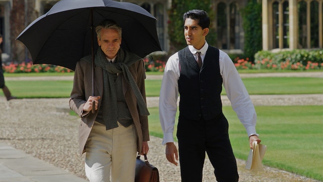 Jeremy Irons and Dev Patel in The Man Who Knew Infinity.