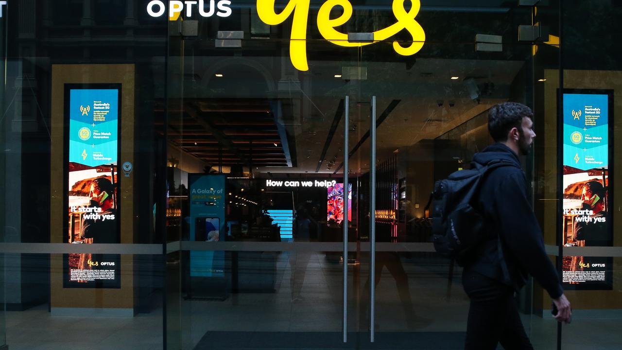 Communications Minister Michelle Rowland said had not spoken to the Optus chief executive yet. Picture: NCA NewsWire /Gaye Gerard