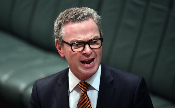 Christopher Pyne defends leaked comments on same-sex marriage