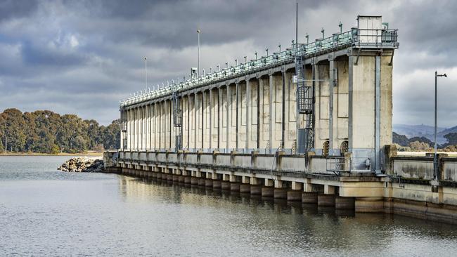 HUME DAMHume dam near AlburyPICTURED: Hume dam PICTURE: ZOE PHILLIPS