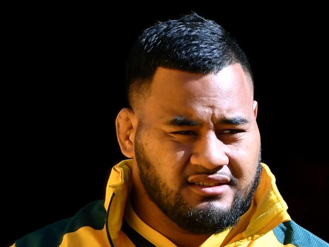 Taniela Tupou (left) and Izack Rodda arrive for a training session in Sydney, Friday, August 17, 2018. (AAP Image/Joel Carrett) NO ARCHIVING