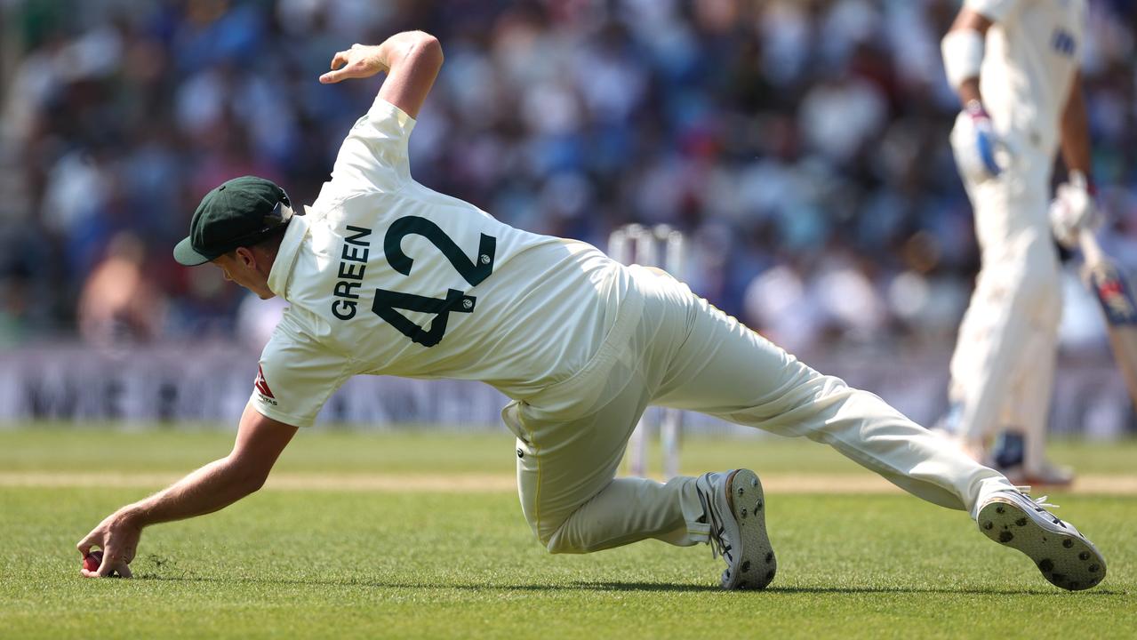 Cameron Green’s controversial catch to dismiss Shubman Gill. (Photo by Ryan Pierse/Getty Images)