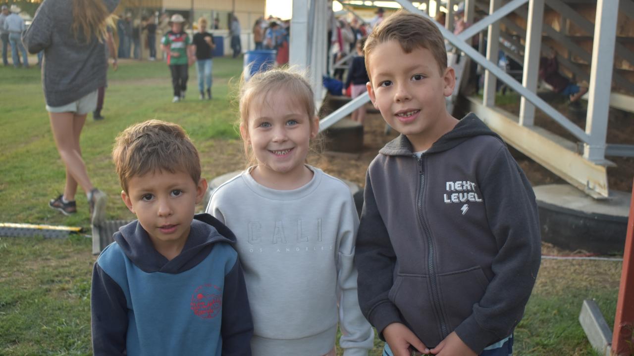 Gold Coast cousins Kaylee Morgan (5), Hunter Ralph (4) and Levi Ralph (7) at the 2021 Killarney Rodeo. Photo: Madison Mifsud-Ure / Warwick Daily News