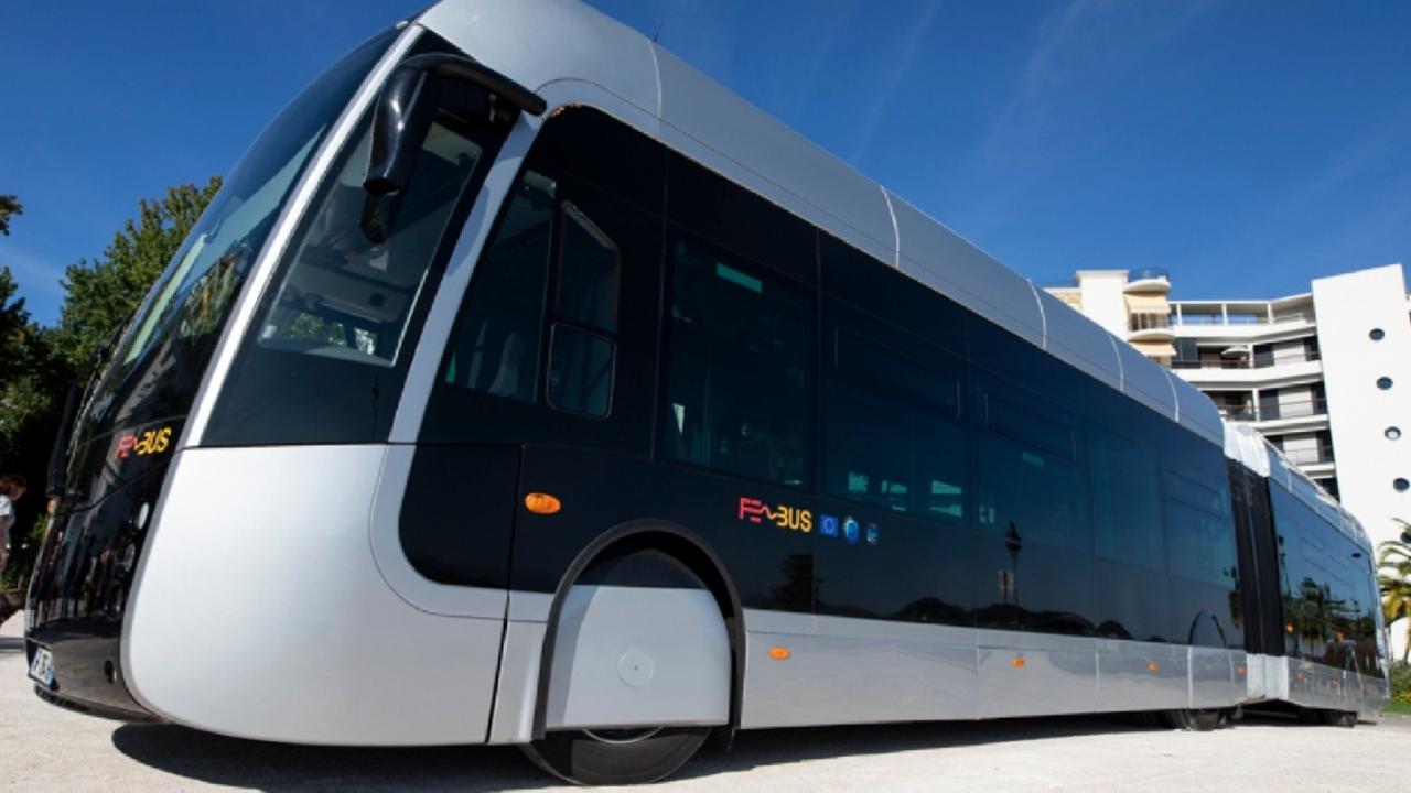 An electric-powered bus which STAR hopes to see replace light rail