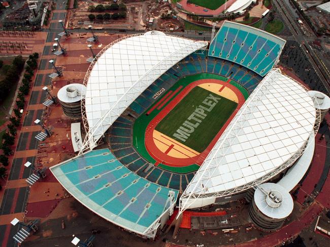 Aerial view of newly completed Sydney 2000 Olympic Stadium at Homebush, 22/01/99.Olympics / Venue